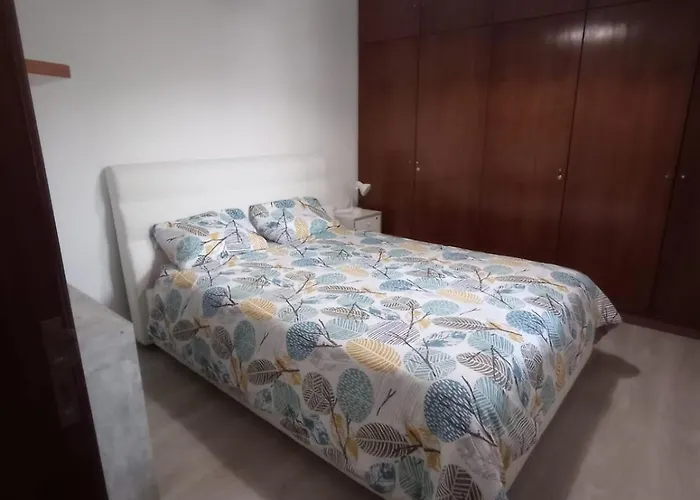 Friendly House